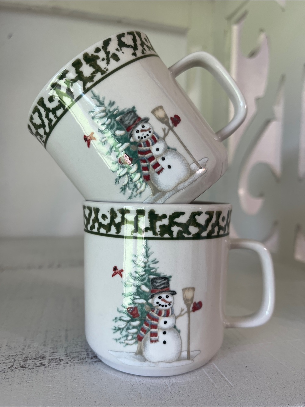 Set of 2 Snowman Christmas Tree Ceramic Stoneware Mugs Holiday Decor